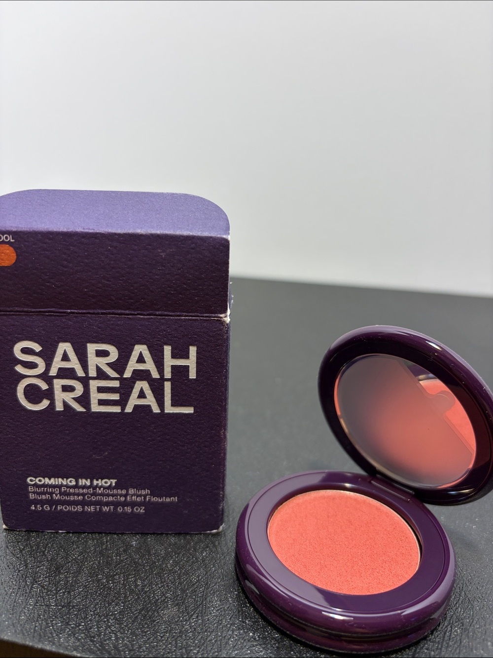 Blurring Pressed-Mousse Blush — Coming In Hot (Coral)